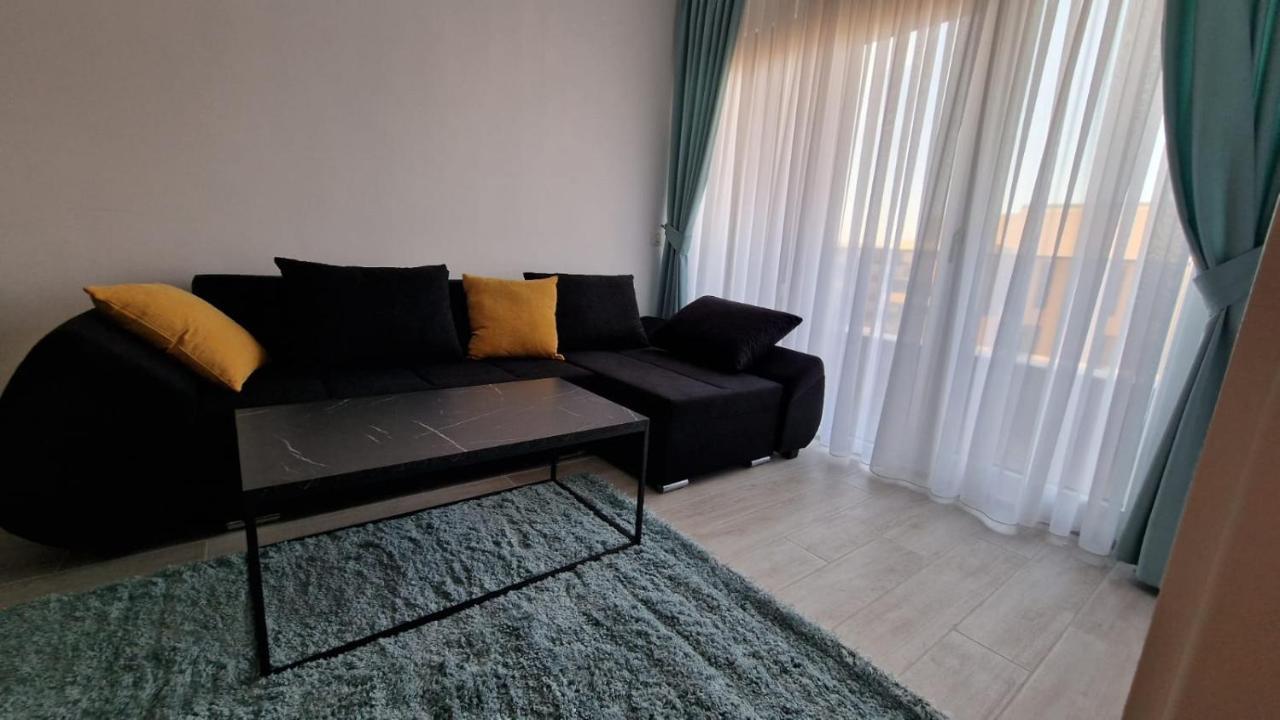 West Homes 34 Nagyvárad Kültér fotó