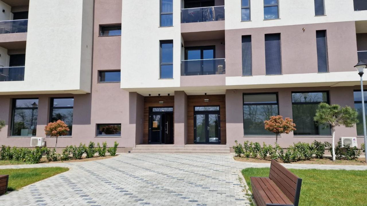 West Homes 34 Nagyvárad Kültér fotó